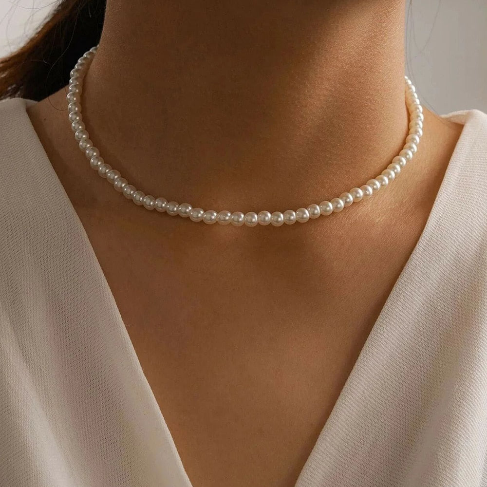 Bold Pearl Necklace