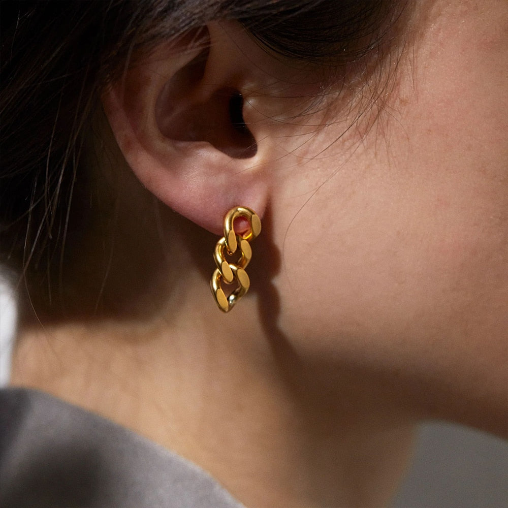 Chain Studs