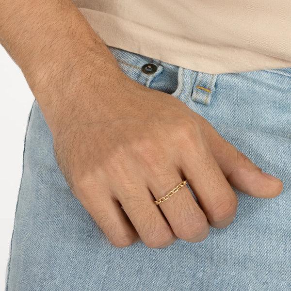 Elegant Chain Band